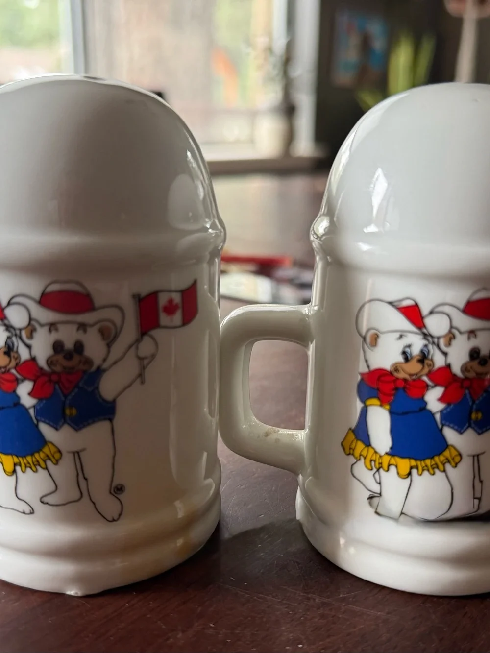 Vintage 1988 Calgary Winter Olympics Hidy & Howdy Mugs – Set of 2